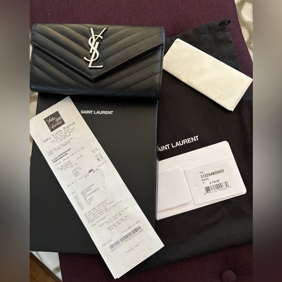 ✨AUTHENTIC Saint Laurent Black Quilted Wallet with Silver Logo - Picture 2 of 12